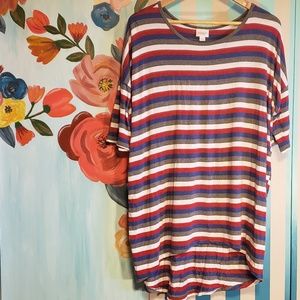 ** Large LulaRoe Irma